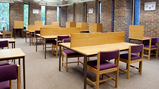 Soluções de limpeza para escolas e instalações do setor da educação