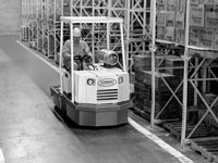 1970-Frimeira-lavadora-de-condutor-sentado